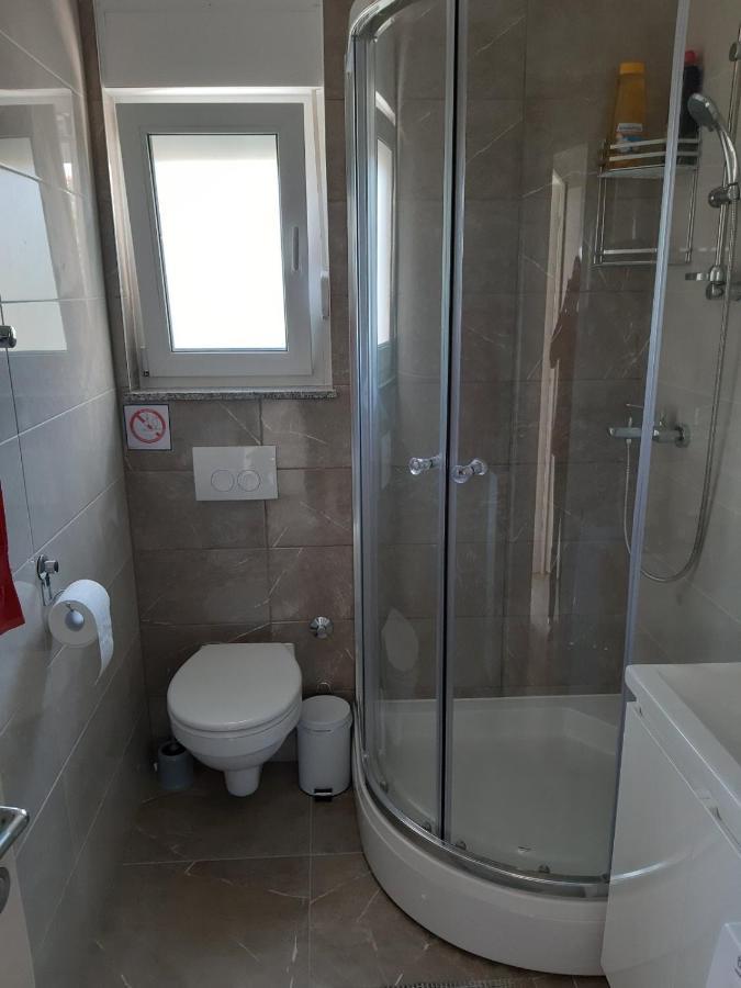 Gita Apartmani Čižići Exterior foto